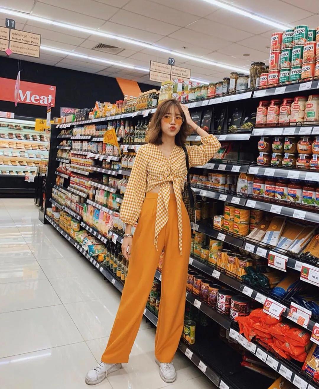 还在追韩系fashion？我已经掉入了泰妹Lisa的坑