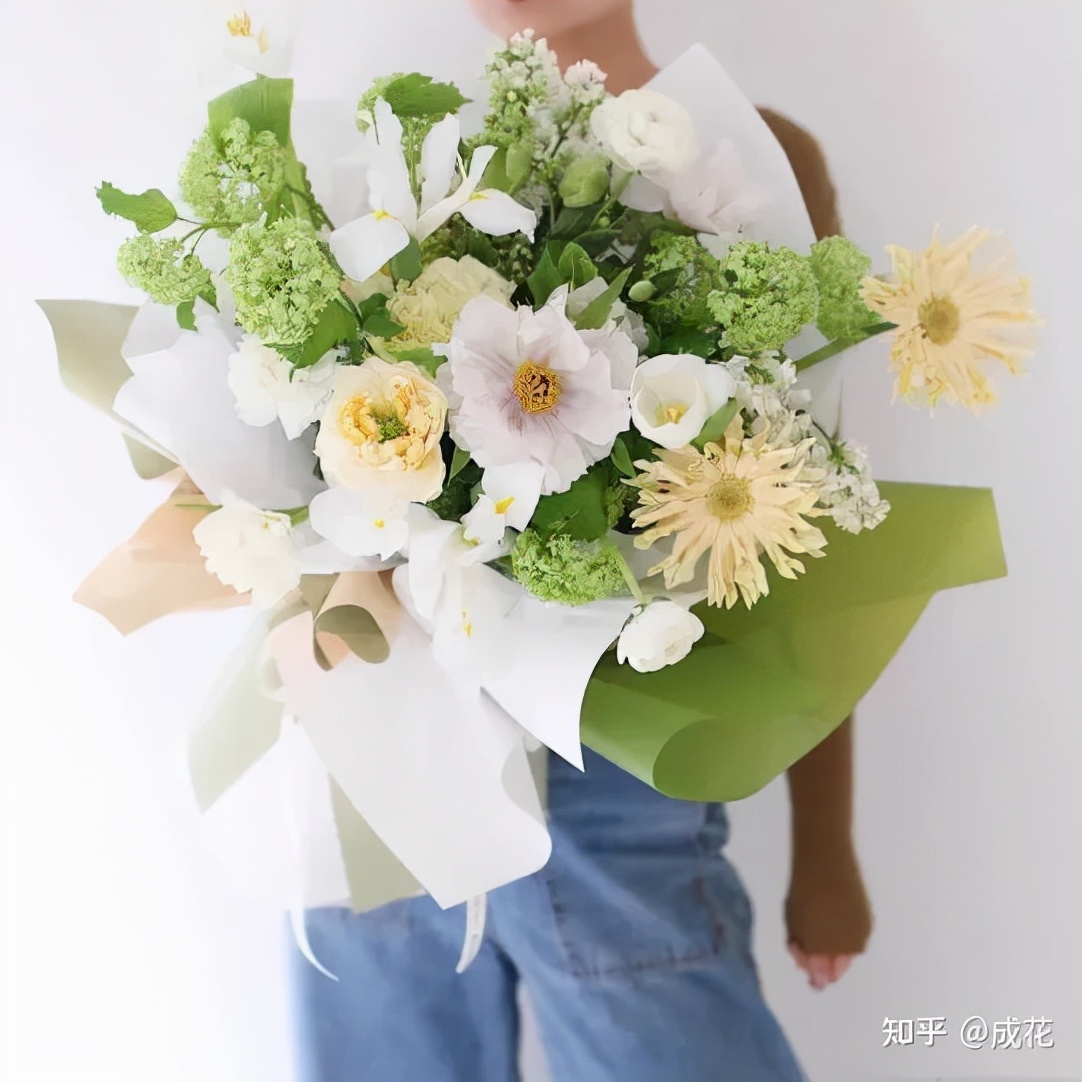 卖花包装纸选什么颜色,新手开花店怎么选择包装纸