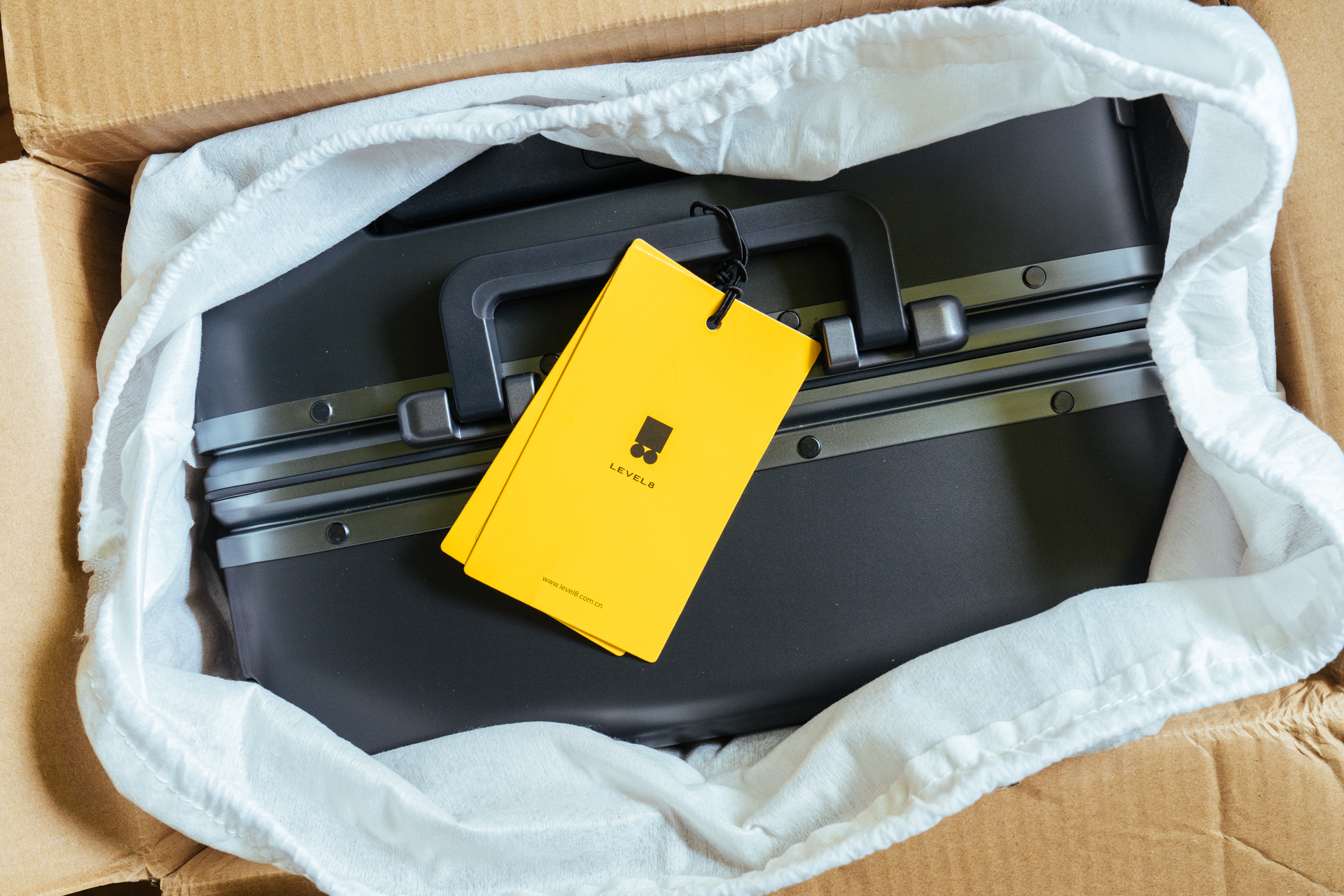 简约有范儿地平线8号行李箱,24寸地平线8号行李箱评测