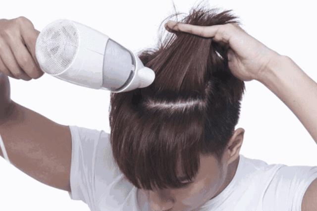 软塌油头适合弄什么发型,细软塌油头娃娃脸发型