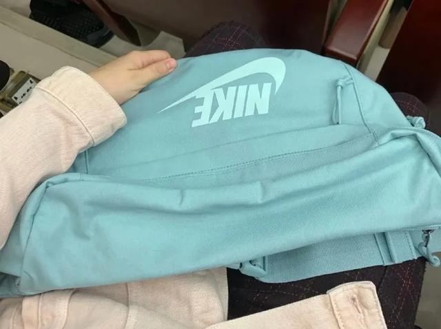 王一博最新款nike (王一博同款nike有哪些)