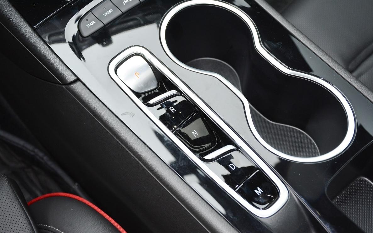 这几款车不仅颜值高性能也强劲,2.0t+8at的动力组合的20万车