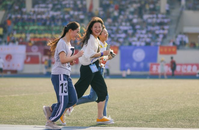 易烊千玺王俊凯王源说重庆话,重庆易烊千玺去过的地方