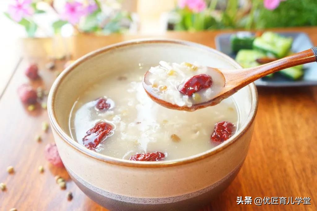 阴天的时候奶水少怎么办,六天奶水少怎么办