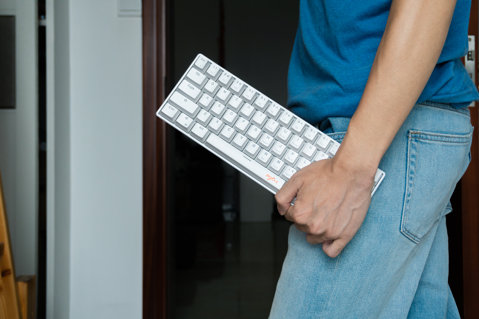 莱仕达k30手游键盘,如何用键鼠玩手游