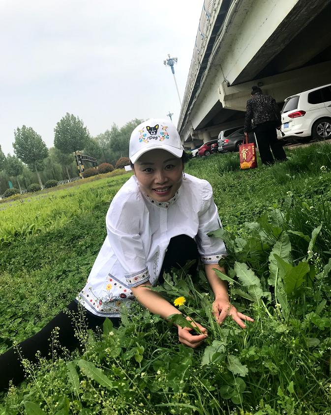 草帽姐最新打扮,草帽姐穿搭