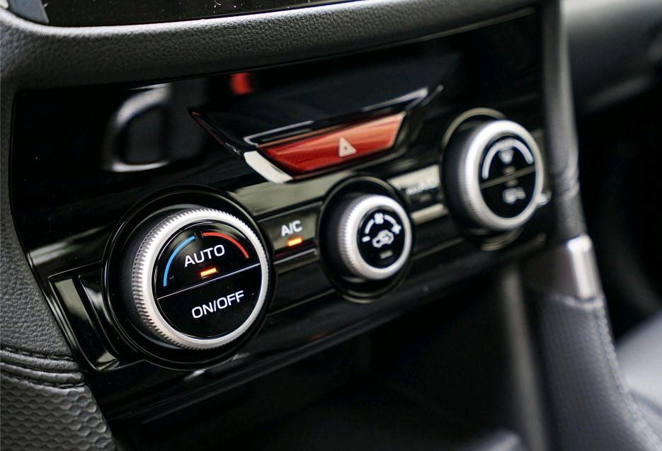 车主喜提新款森林人，道出用车感受：操作性强但内饰问题多