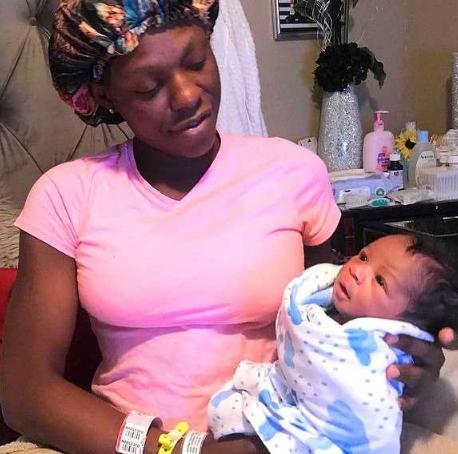 最美胎记，姐姐在胎中被弟弟“吸收”，将B超影像留在弟弟腿上