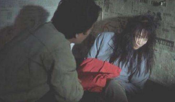 这老流氓人称“飞毛腿”，380名姑娘遭其毒手，作案只因夫妻不和