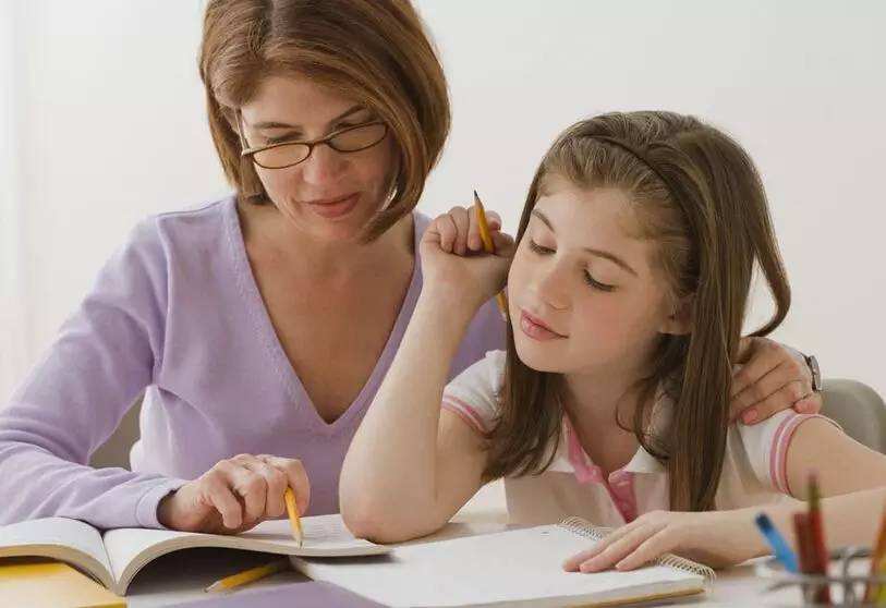 遇到问题都喜欢叫妈妈,孩子一遇到问题就喊妈妈怎么解决