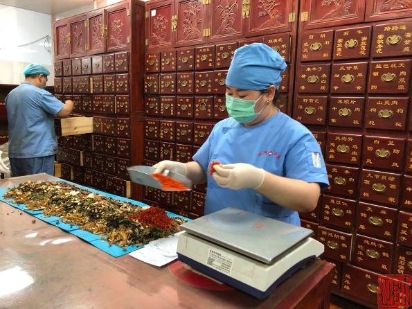 国医抗疫香囊,中医防疫香囊自制