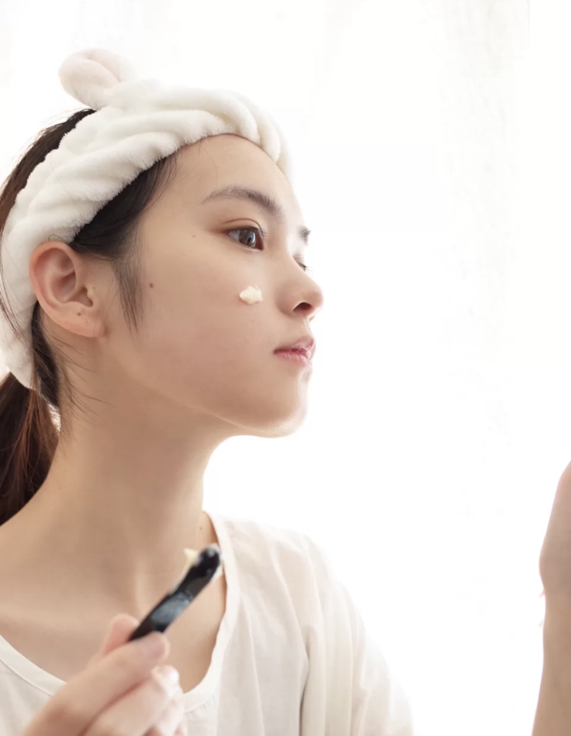 海蓝之谜面霜跟黑绷带哪个比较好,海蓝之谜面霜和黑绷带哪个好用