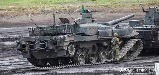日本90式和10式坦克的区别,99a主战坦克vs日本10式坦克