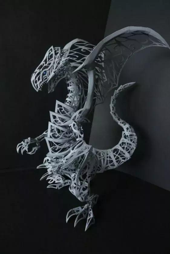 日本小哥自称“空箱职人”,靠着废纸盒办展览