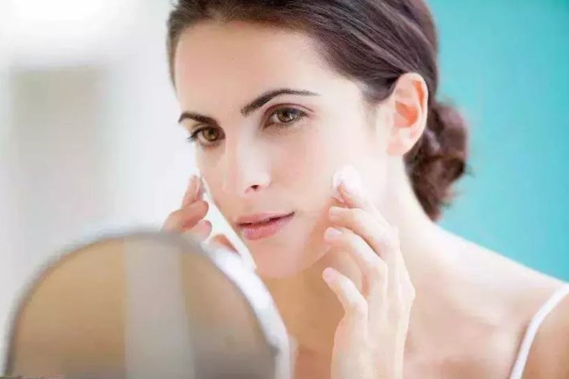 女人四十岁气质打败颜值,女人四十岁相貌的改变