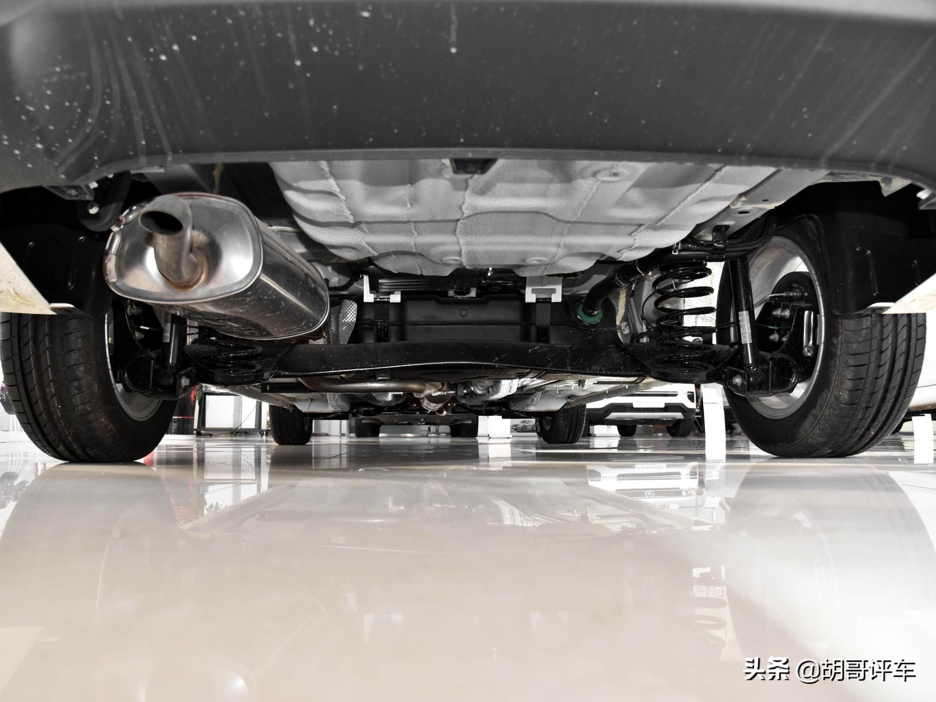 1.4l的车动力,长安悦翔1.4手动评测2015款