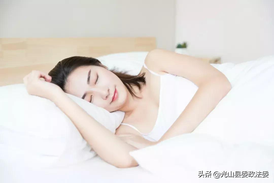 蚕丝被盖了几年烂了,蚕丝被被曝光了