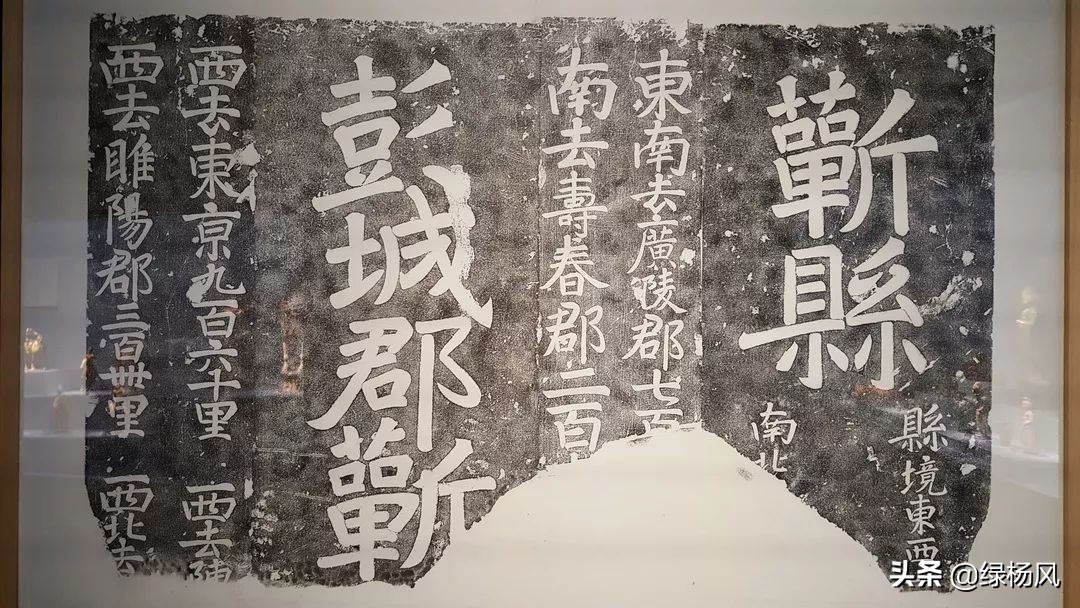 看大运河来往穿梭的船只,看京杭大运河的风景