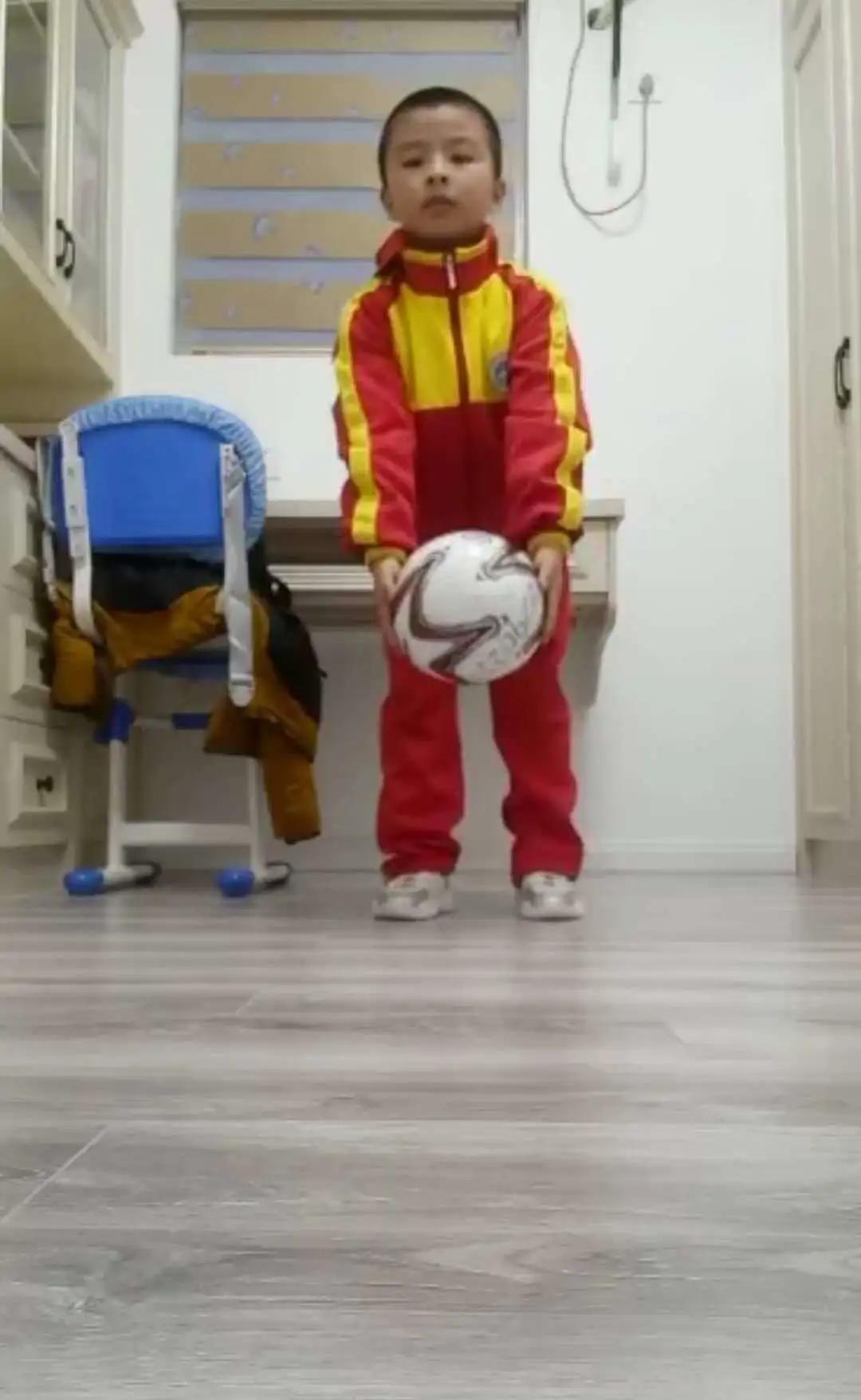 建阳曼山小学运动会,建阳区曼山小足球赛