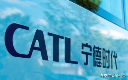 镍钴锰酸电池是磷酸铁锂电池吗,新能源车磷酸铁锂电池优缺点