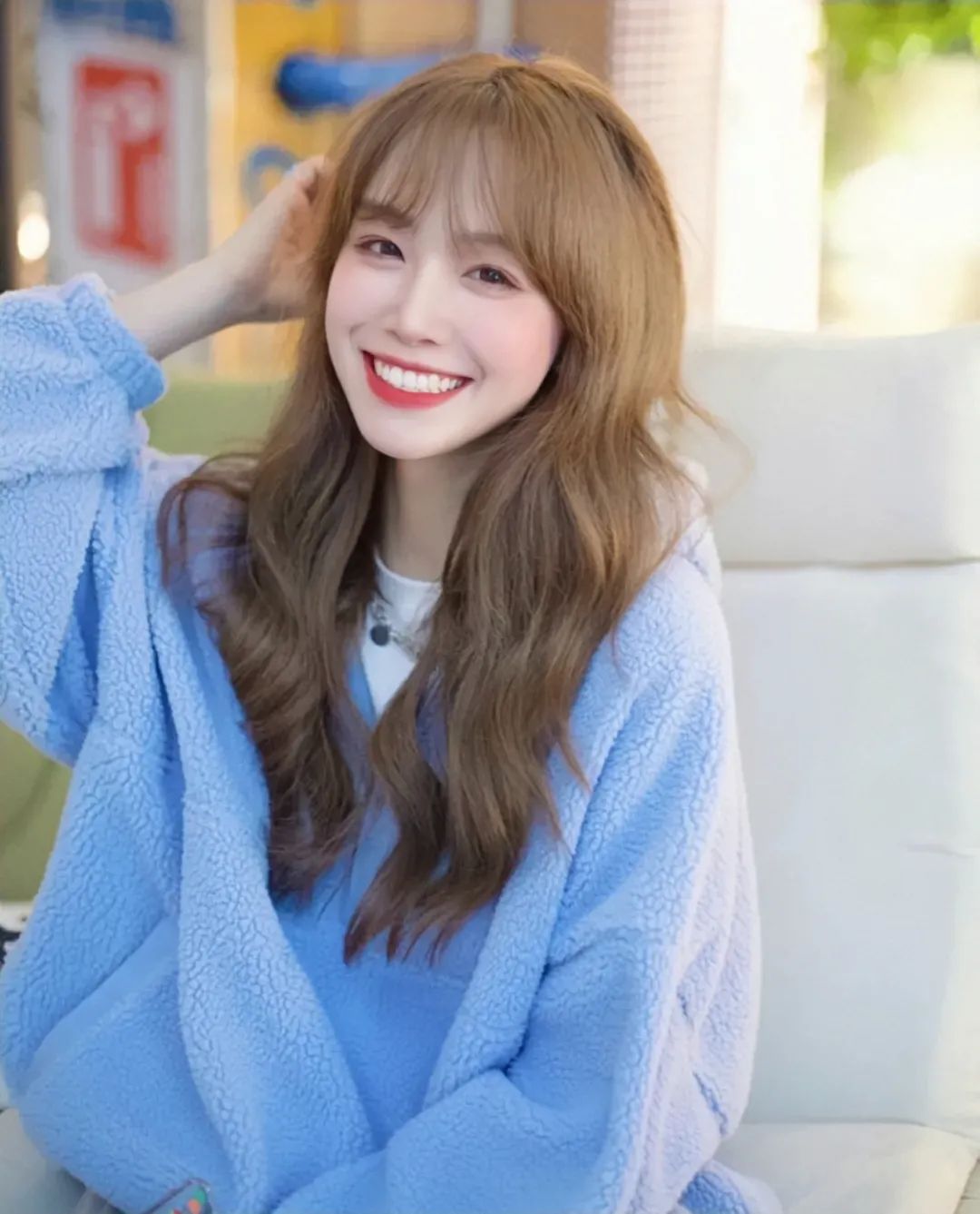 短发烫发2021流行发型40-50岁,2021年显脸小最流行的发型