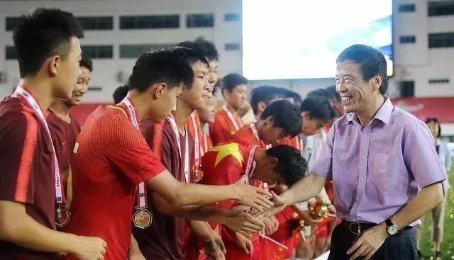 陈戌源对目前中国足球现状认知出现绝对的偏差