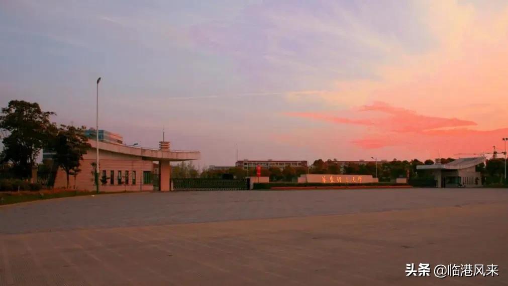 上海有值得一逛的大学吗,上海各大学最适合参观的校区