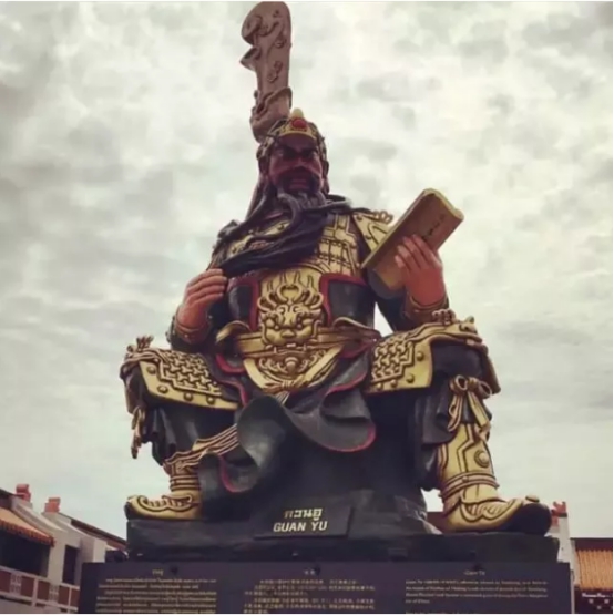 出门拜关公,中国人拜关羽