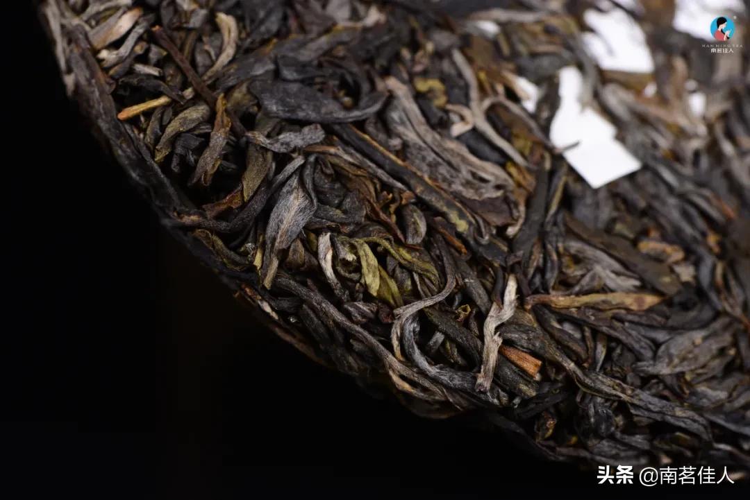 普洱茶新茶为什么会有锁喉感,新茶喝了嗓子发干锁喉