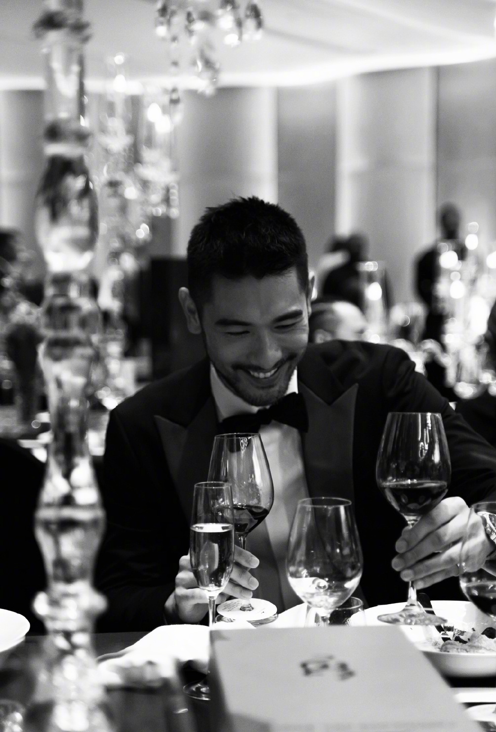 高以翔家世显赫,高以翔身价有多少亿