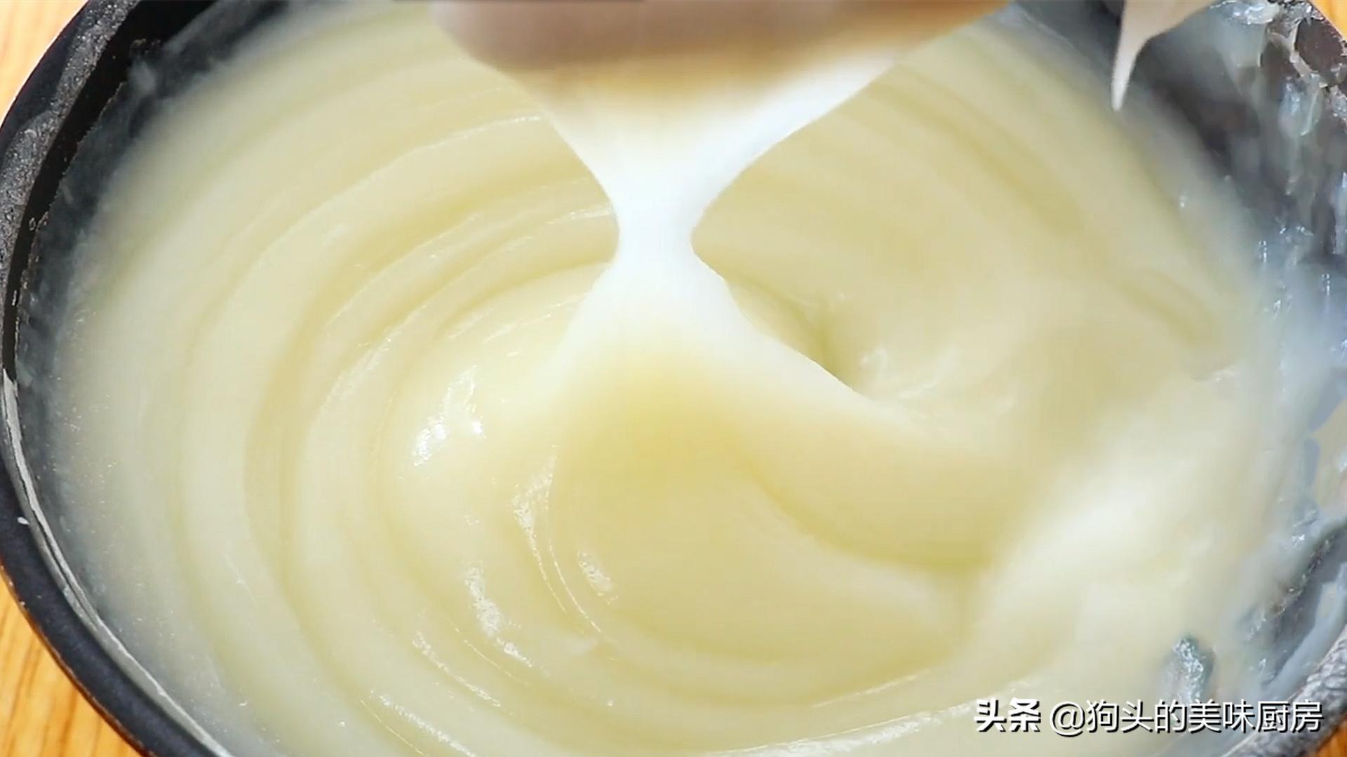 天热就喜欢吃它，6块钱一碗，自己也能做，筷子一搅，爽滑又筋道