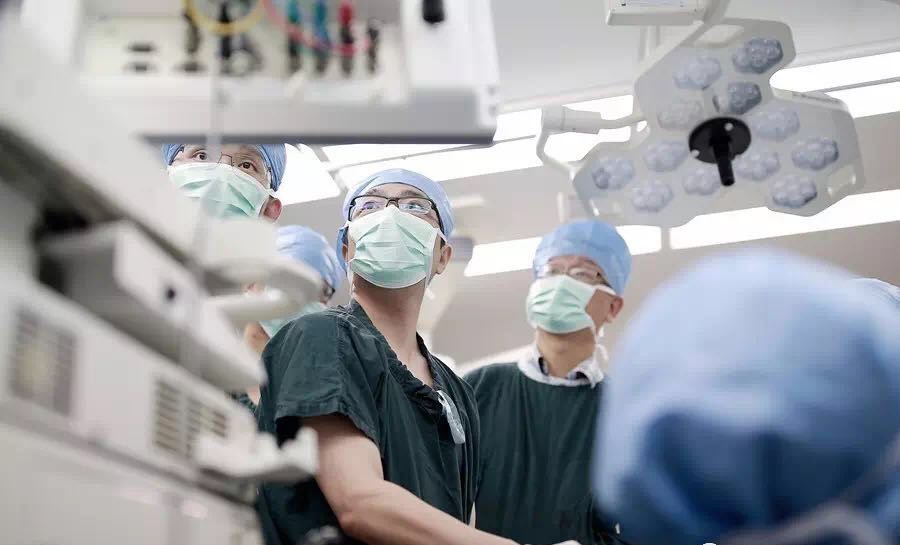 罕见的怪病中医一针解决,治好怪病的特效药