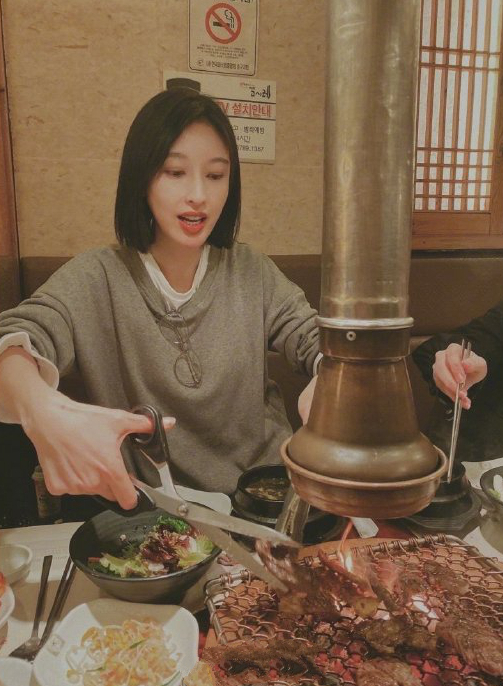 女星张俪自曝经常吃宵夜，怎么吃都不胖！原来这才是她的必杀技