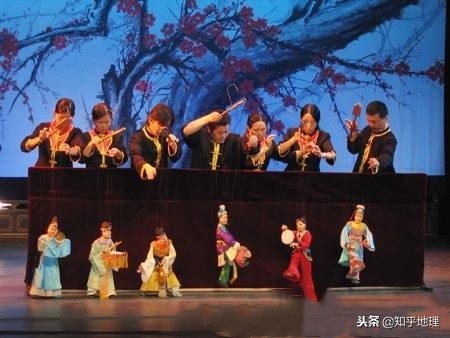 人文地理-广西壮族自治区的区划沿革和风俗文化