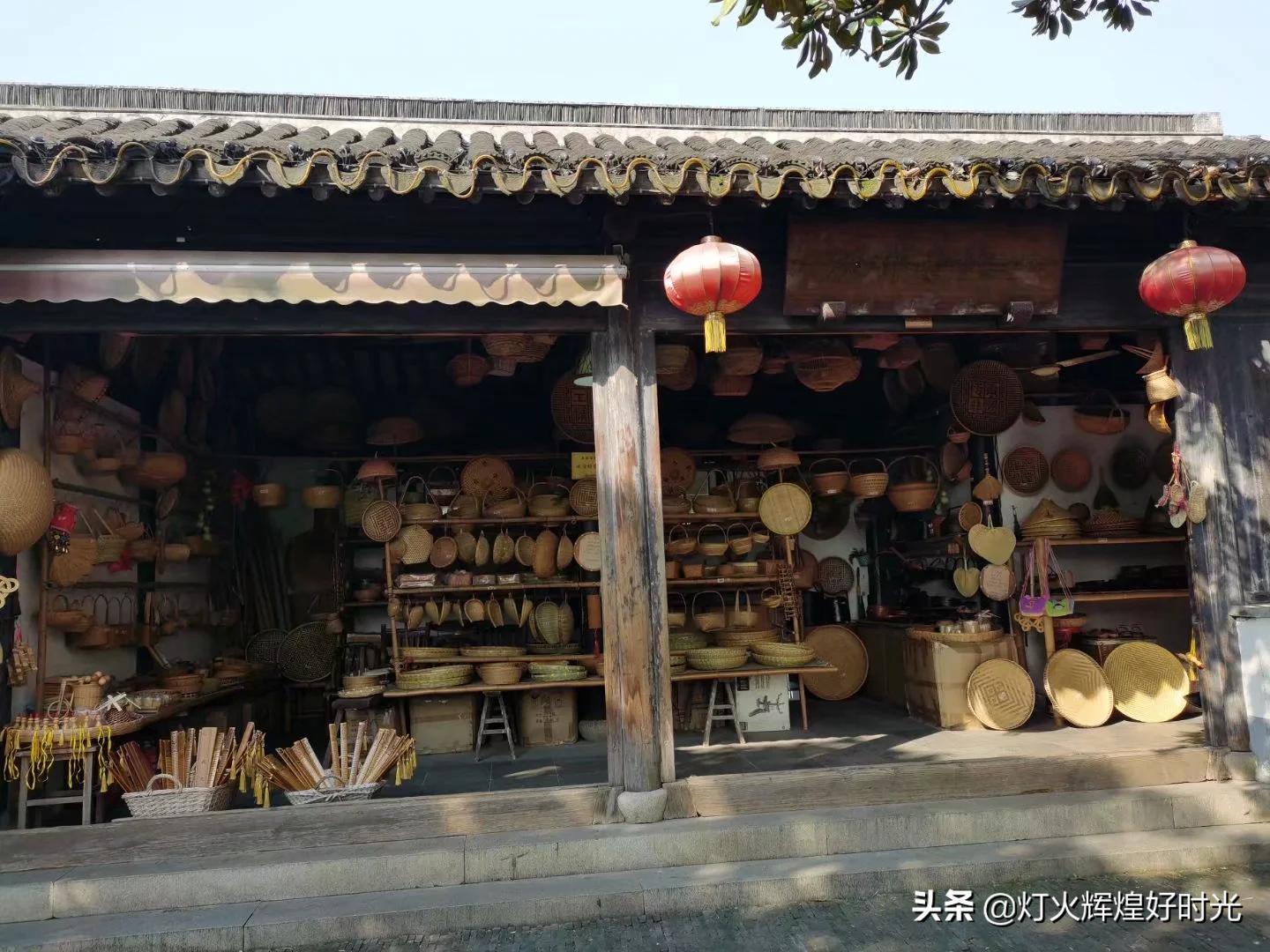 木渎古镇的园林值得一看吗,参观木渎古镇江南园林庭院