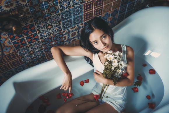 女孩子间的悄悄话,女人之间的悄悄话叫什么