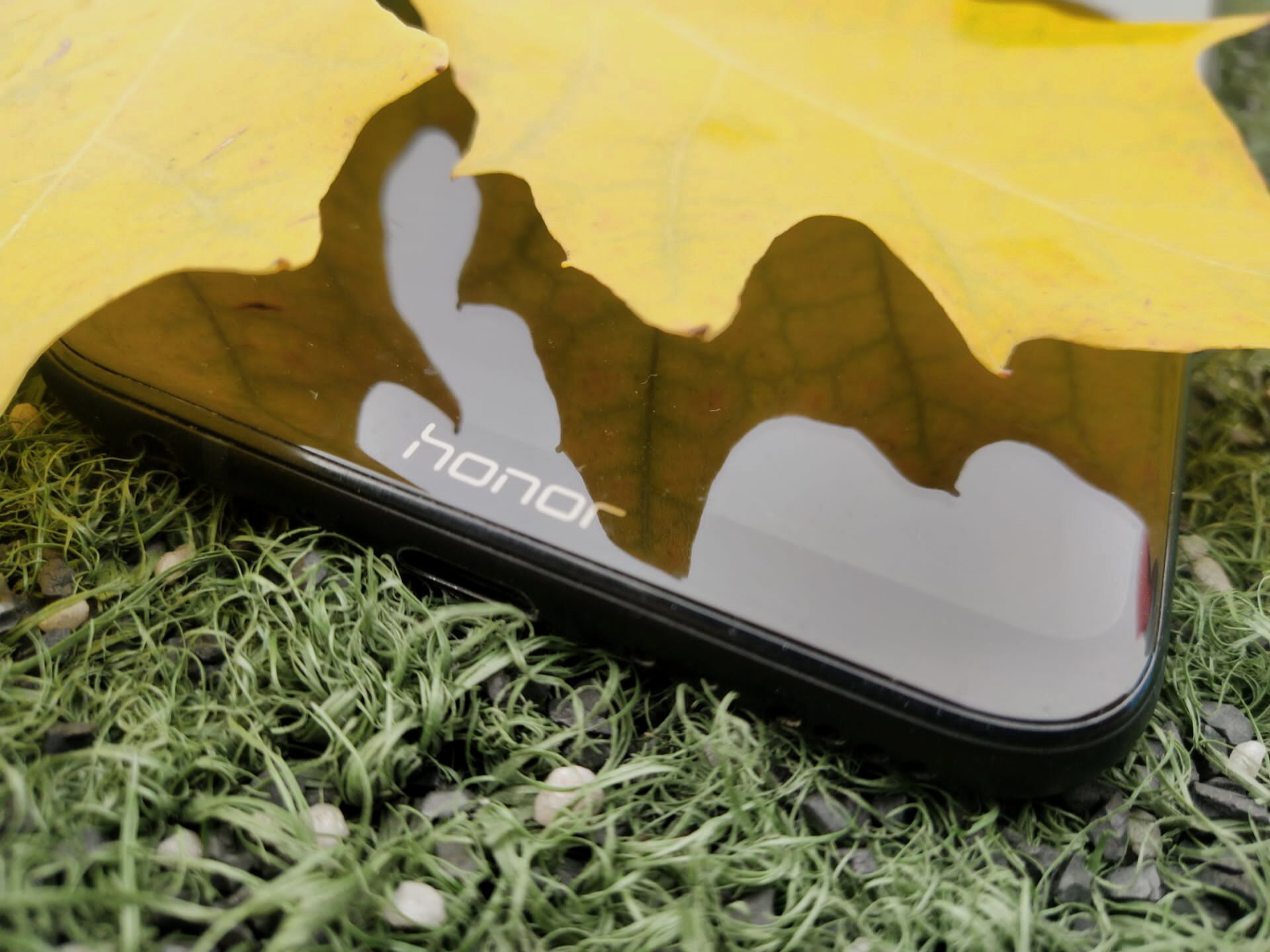 荣耀play5t和畅玩20哪个性价比高,荣耀play2019年还值得入手嘛