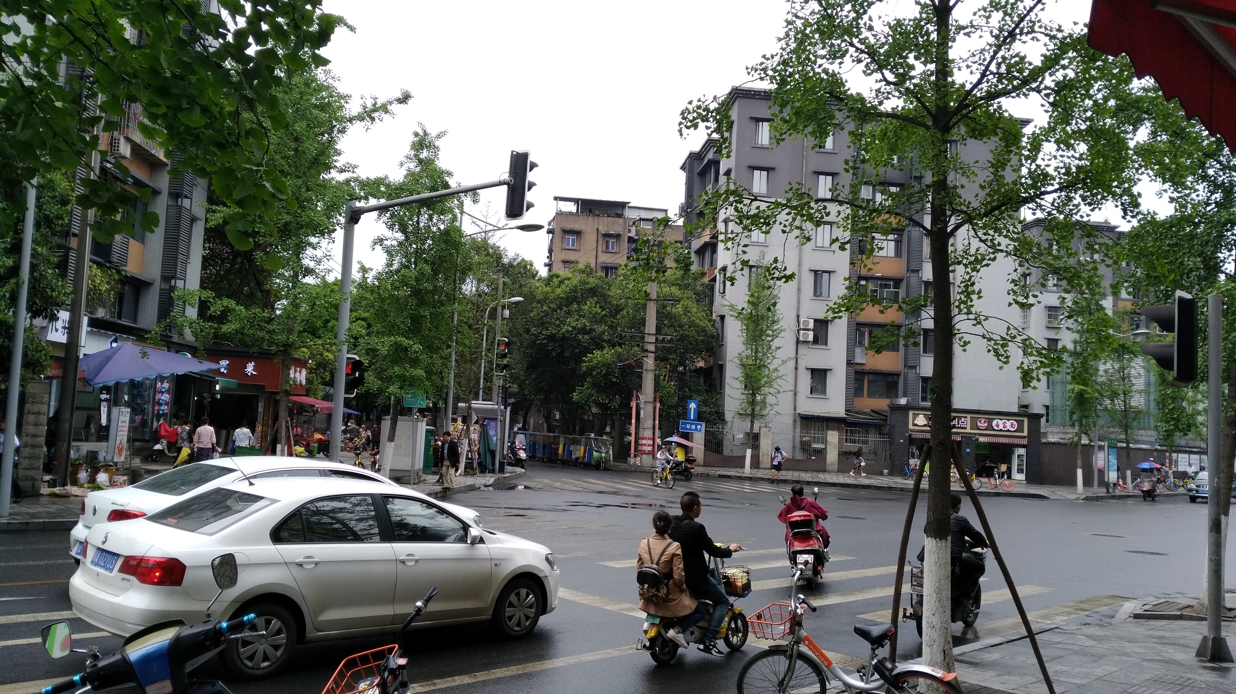 怀念十八年前的城市,现在成都十八中