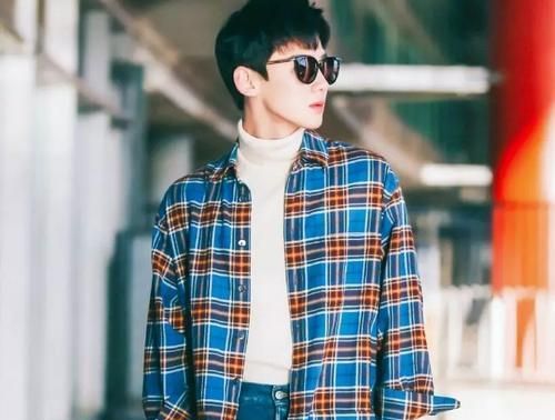 “正太面孔+举铁身材”，脸与身材极不符合，白敬亭邓伦上榜