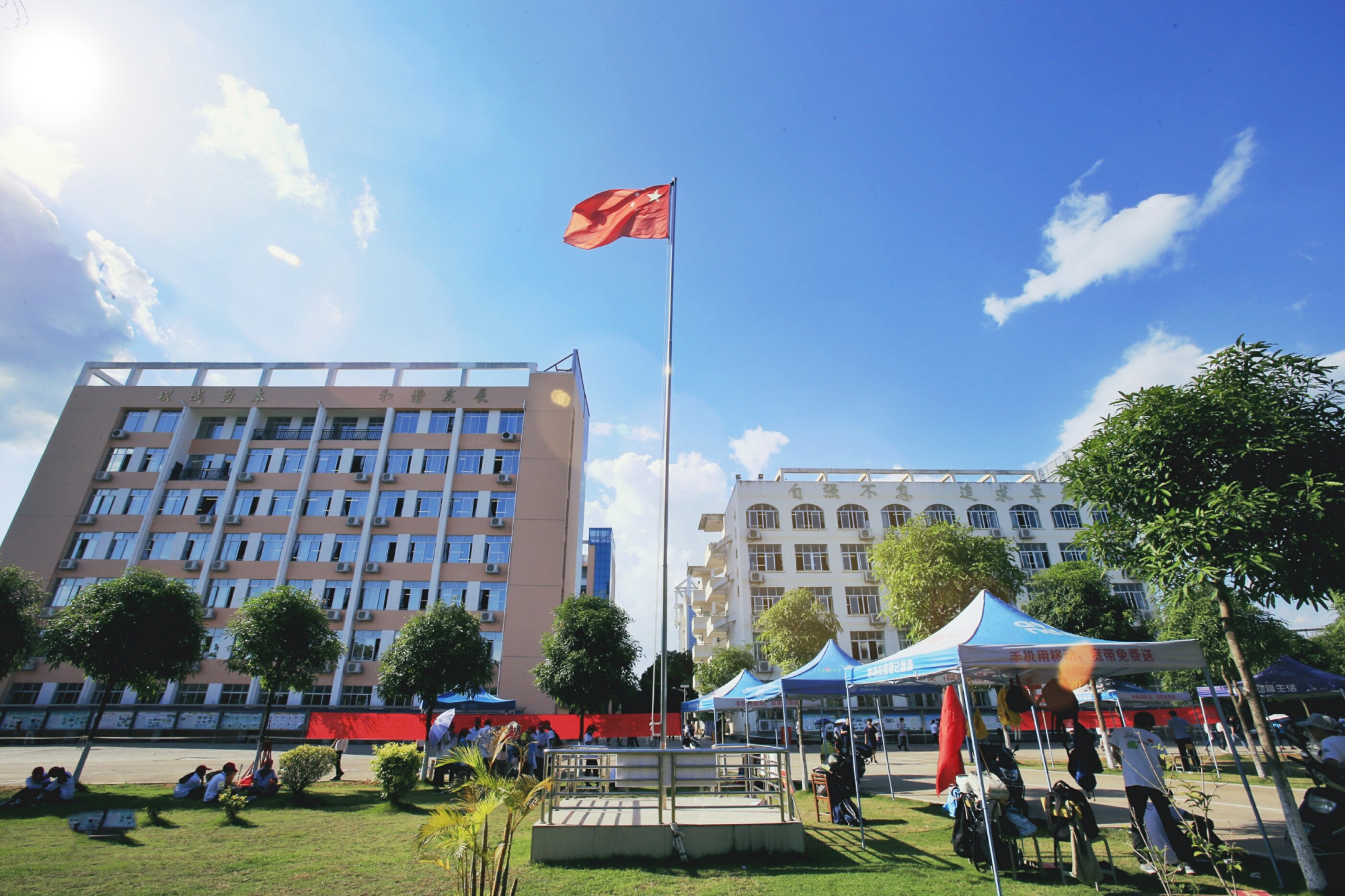 崇左附属四所好高中,崇左民师院附中师资力量