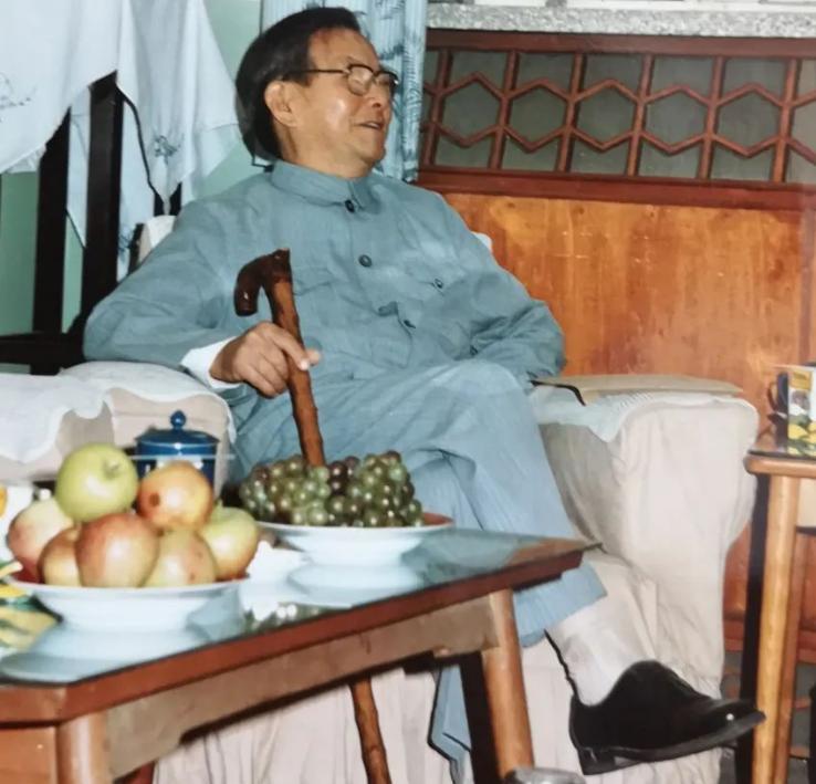 老科学家讲述中国核武器研究历程,中国第一个核武器的研究时间