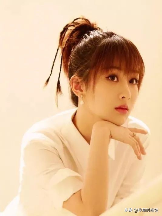 花瓣丸子头学生党蓬松,古风丸子头前额花瓣头饰