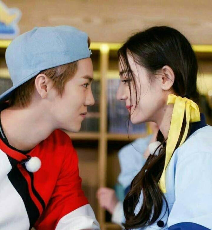 明明很喜欢，却偏偏要疏远！这7对离心的CP，让人“意难平”