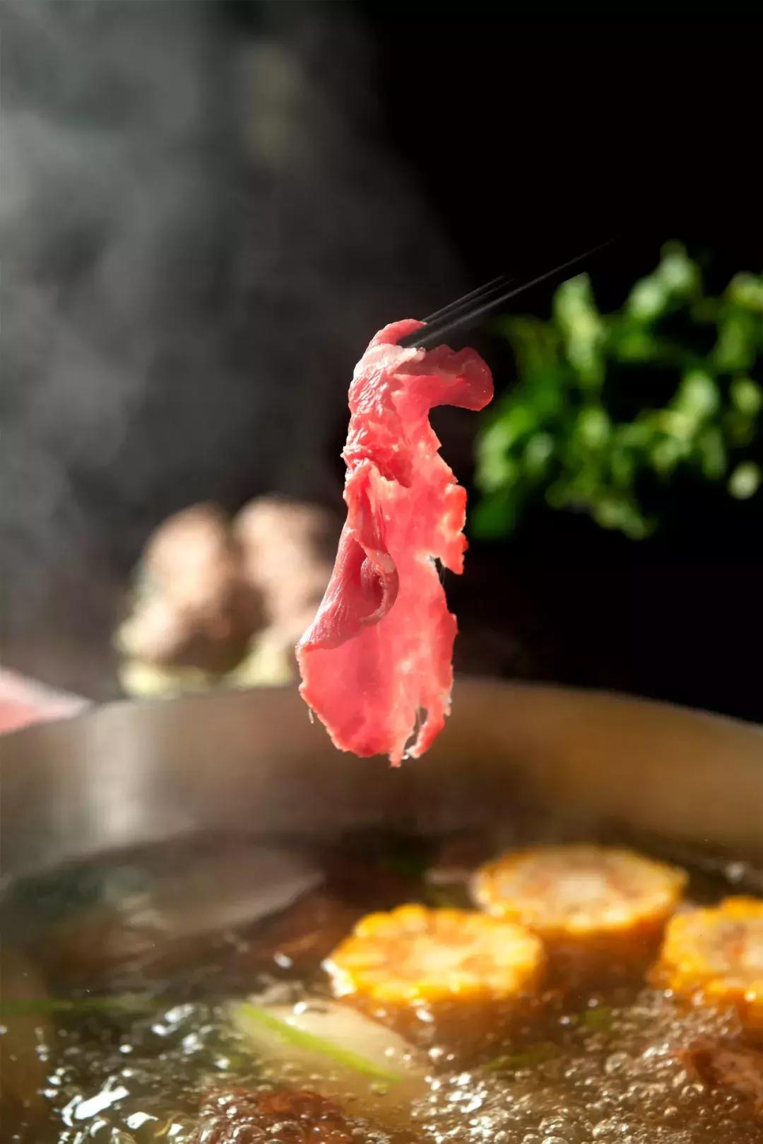 听说屯里有一家正宗潮牛，隔着屏幕也能闻到牛肉的香气