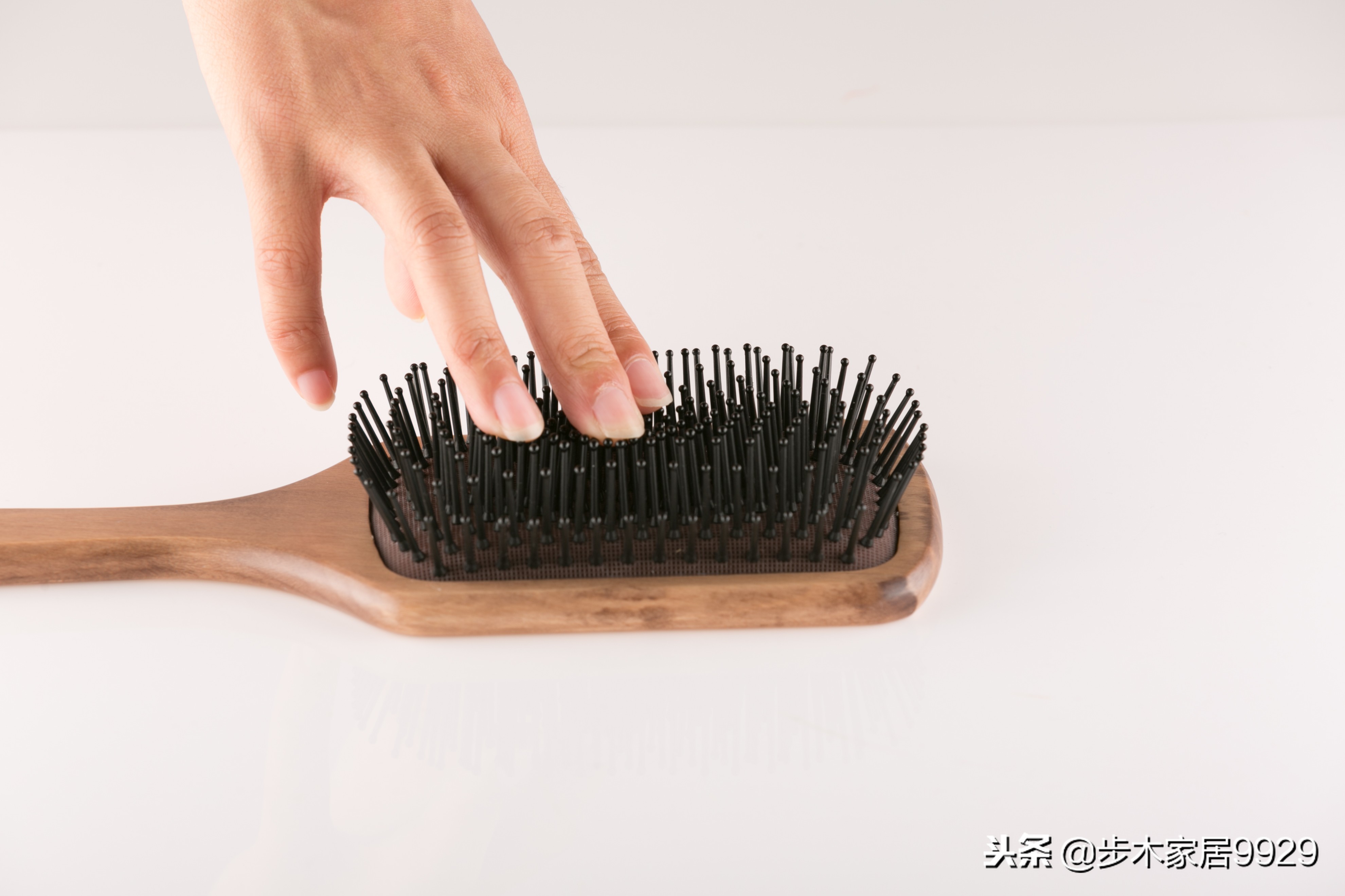 人气梳子,圆形梳子和传统梳子哪个好用