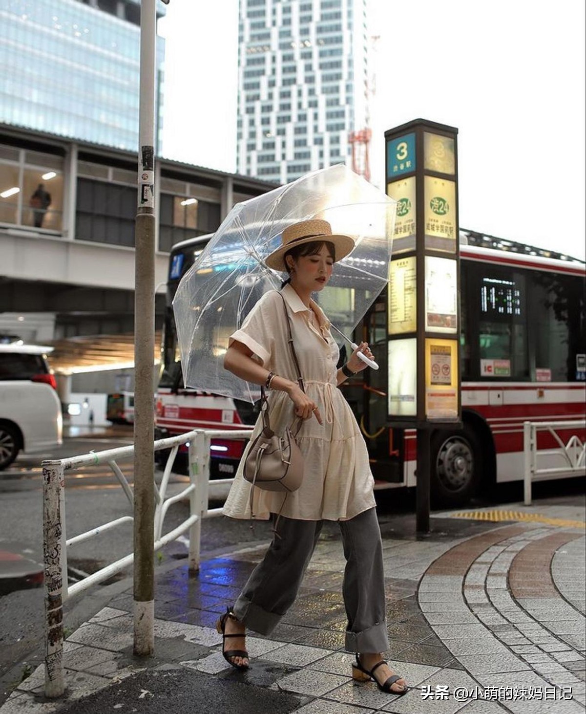 今年超火的阔腿裤穿搭显高,阔腿裤搭配什么上衣好看才有气质