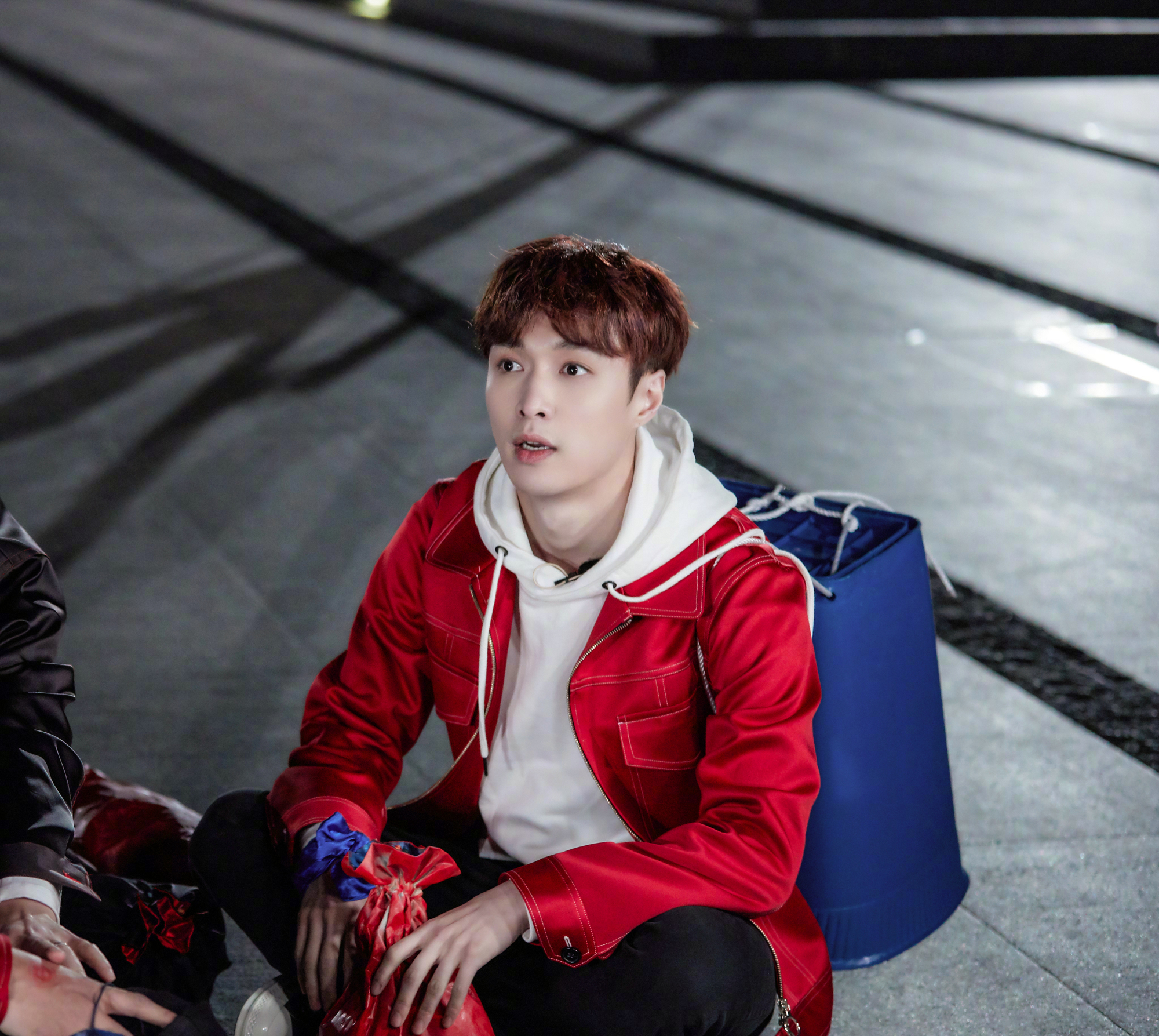 张艺兴和迪丽热巴最新路透,张艺兴和迪丽热巴真的在一起吗