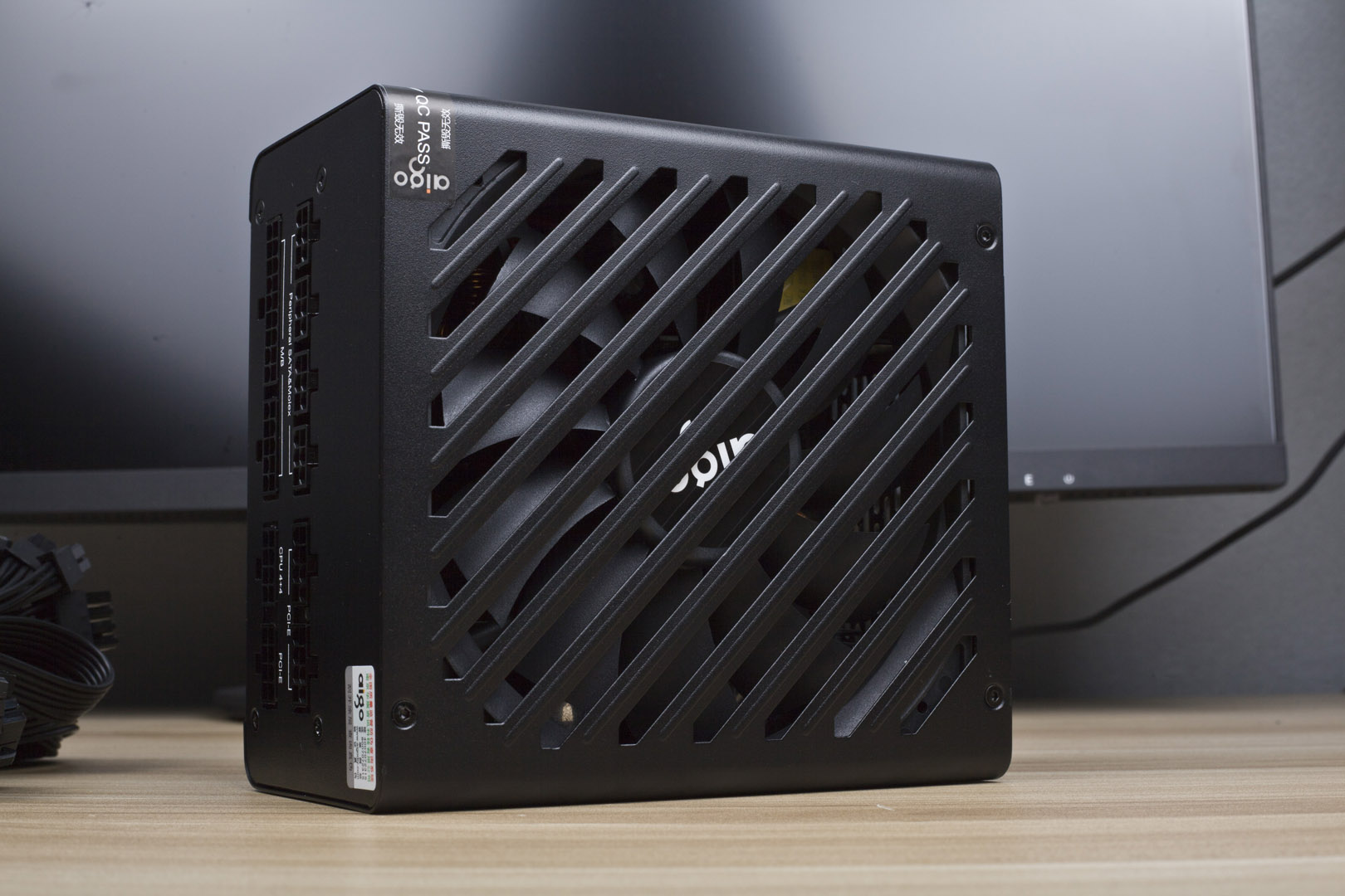 爱国者EP650白牌电源测评,爱国者es650电源轻松驾驭主流平台