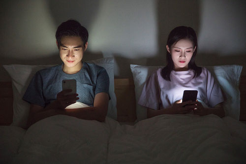 电子产品导致近视的数据,电子产品造成近视的原因