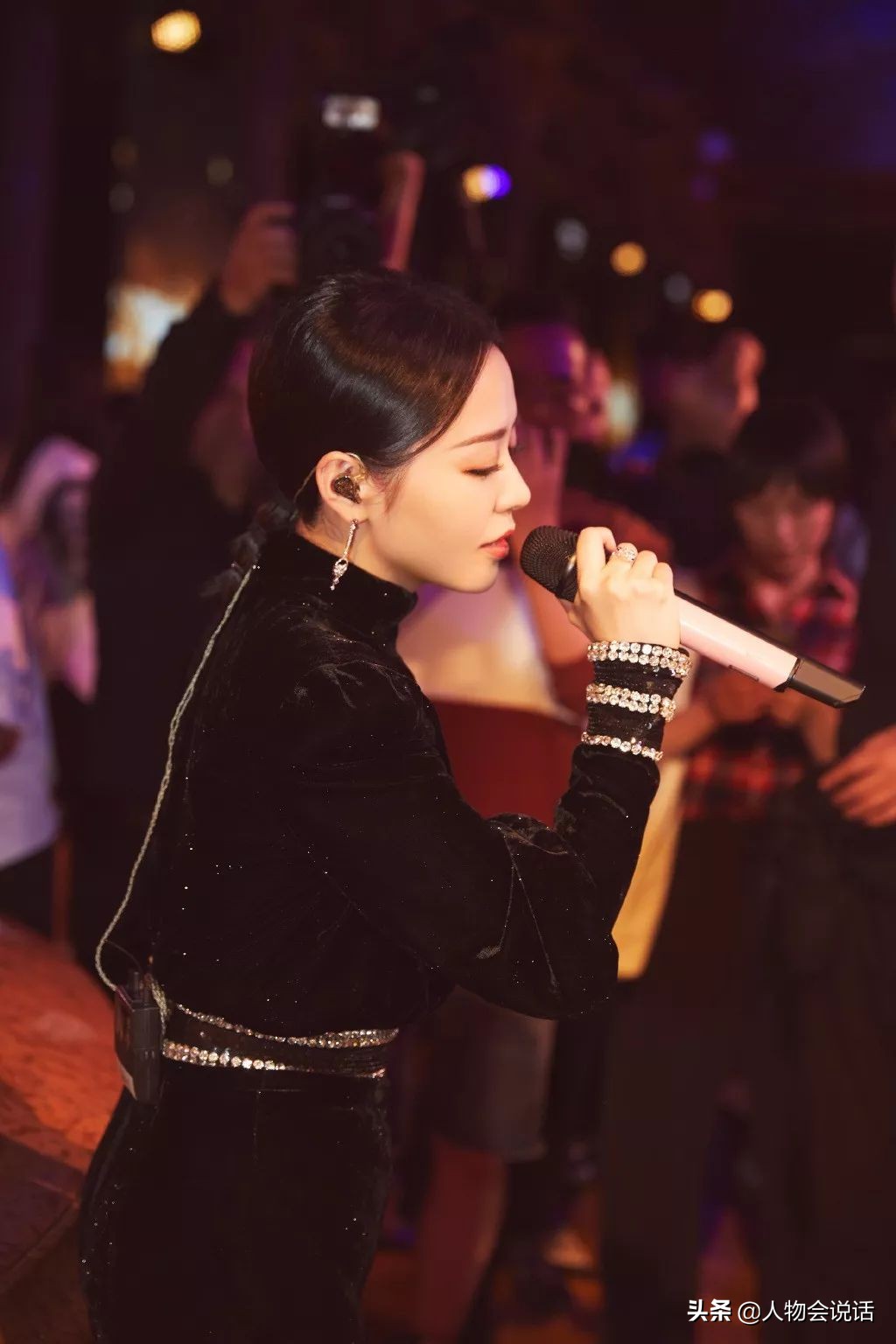 张靓颖人生选择题第2期,张靓颖当年驻唱